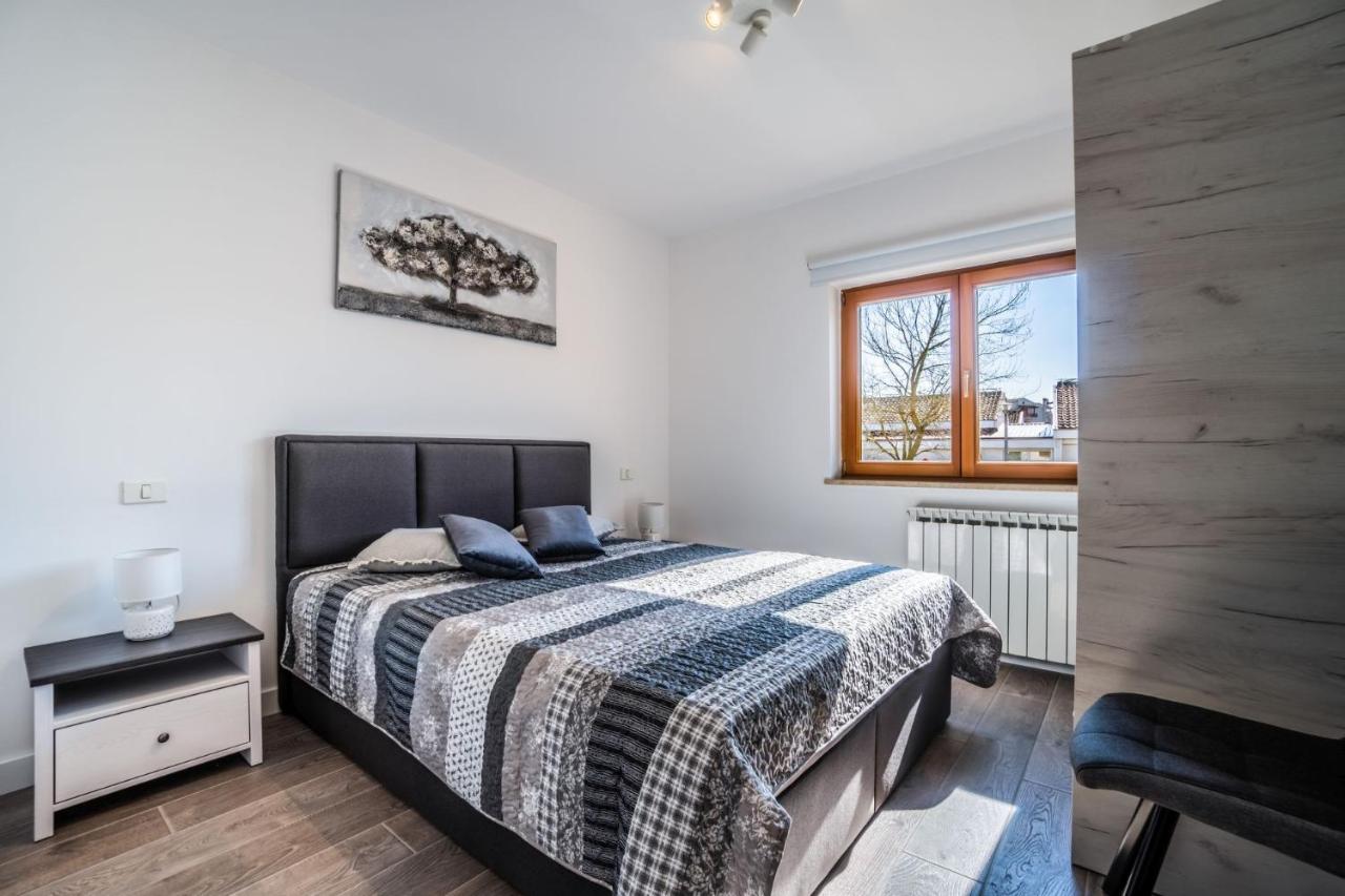 Moreri Garden Novigrad  Bagian luar foto