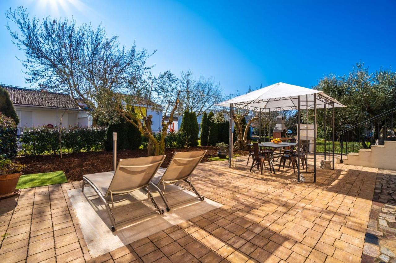 Moreri Garden Novigrad  Bagian luar foto